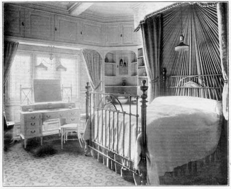 1930s Bedroom