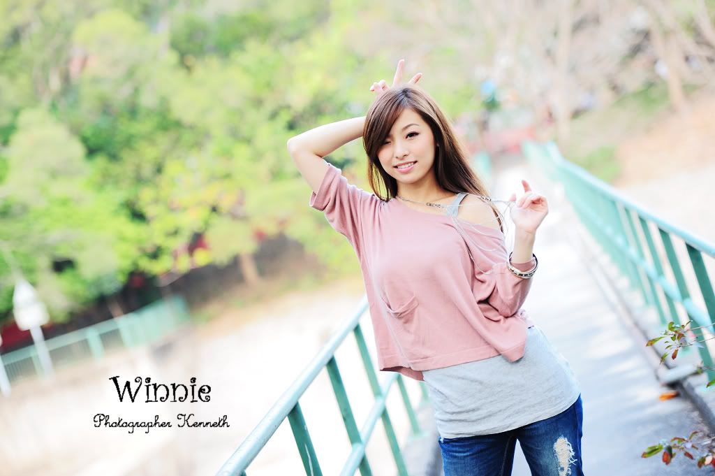 http://i754.photobucket.com/albums/xx185/Louise_Kenneth/Winnie/DSC_7526.jpg