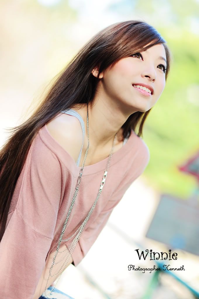 http://i754.photobucket.com/albums/xx185/Louise_Kenneth/Winnie/DSC_7555.jpg