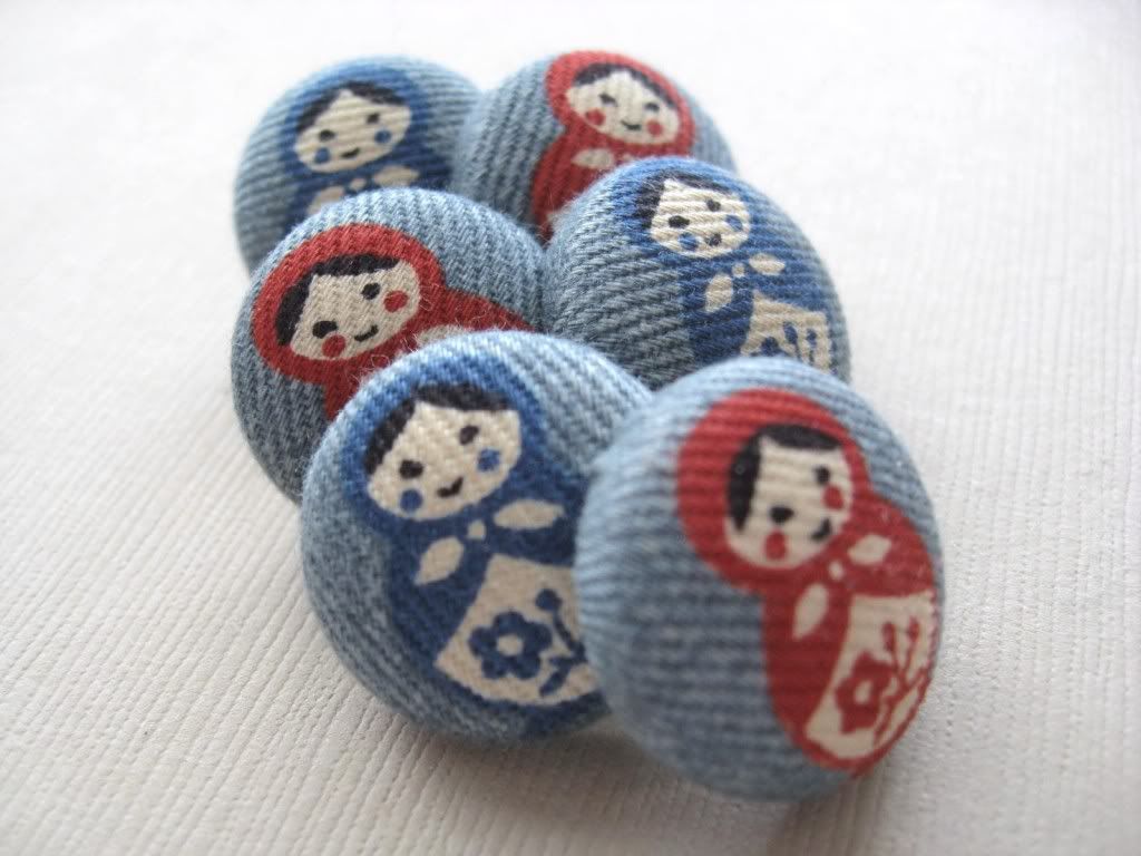 Merry Matryoshka Dolls- Red and Blue Thumbtacks