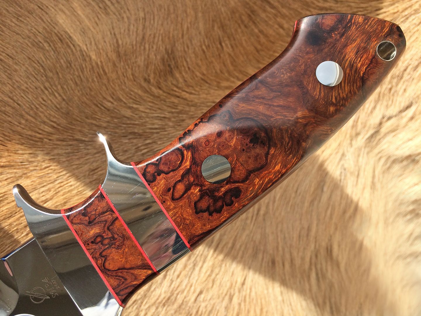 Deon%20-%20SubHilt%20-%2003.jpg