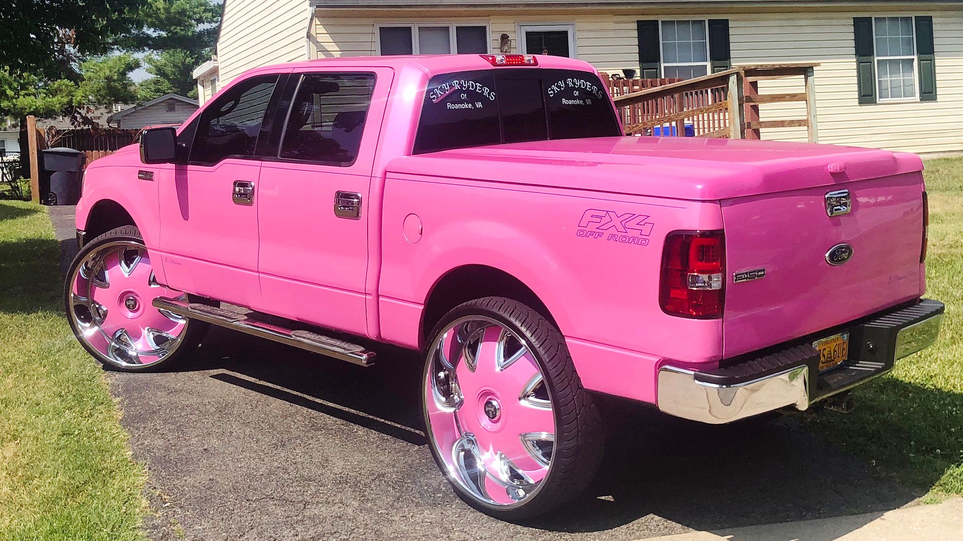 Ace 1 Candy Pink Ford F 150 Truck On 32 Dub Bandito